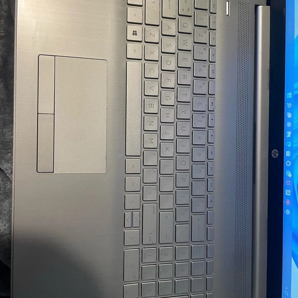 HP 17 inch laptop 11th Gen